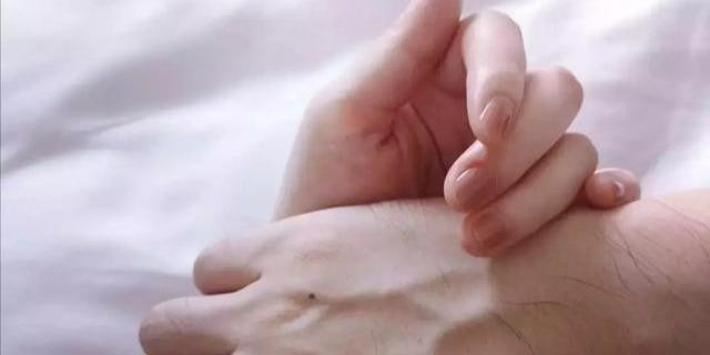 Soul用户故事：把我们的相遇画进画里，爱是心甘情愿的付出